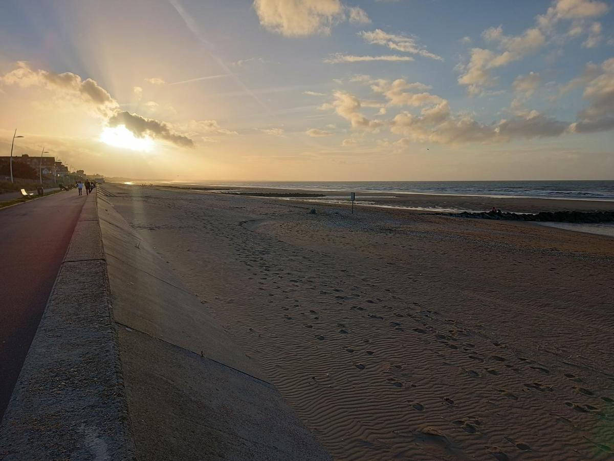 Bord De Plage, Thalasso Et Vue Mer ! Cabourg Esterno foto